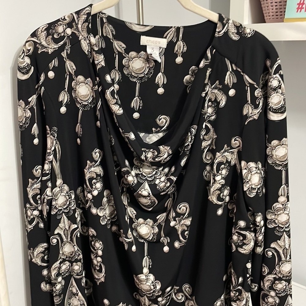 Chico’s Black Floral Top Size L - Picture 2 of 6